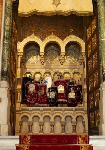 El Arca en la Gran Sinagoga de París